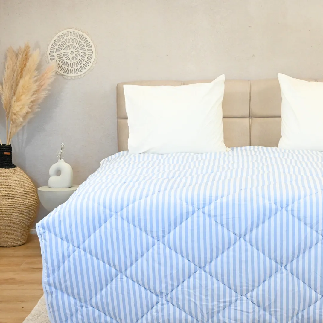 HappyDuvet Coastal Breeze - 100% Cotton All season Coverless duvet