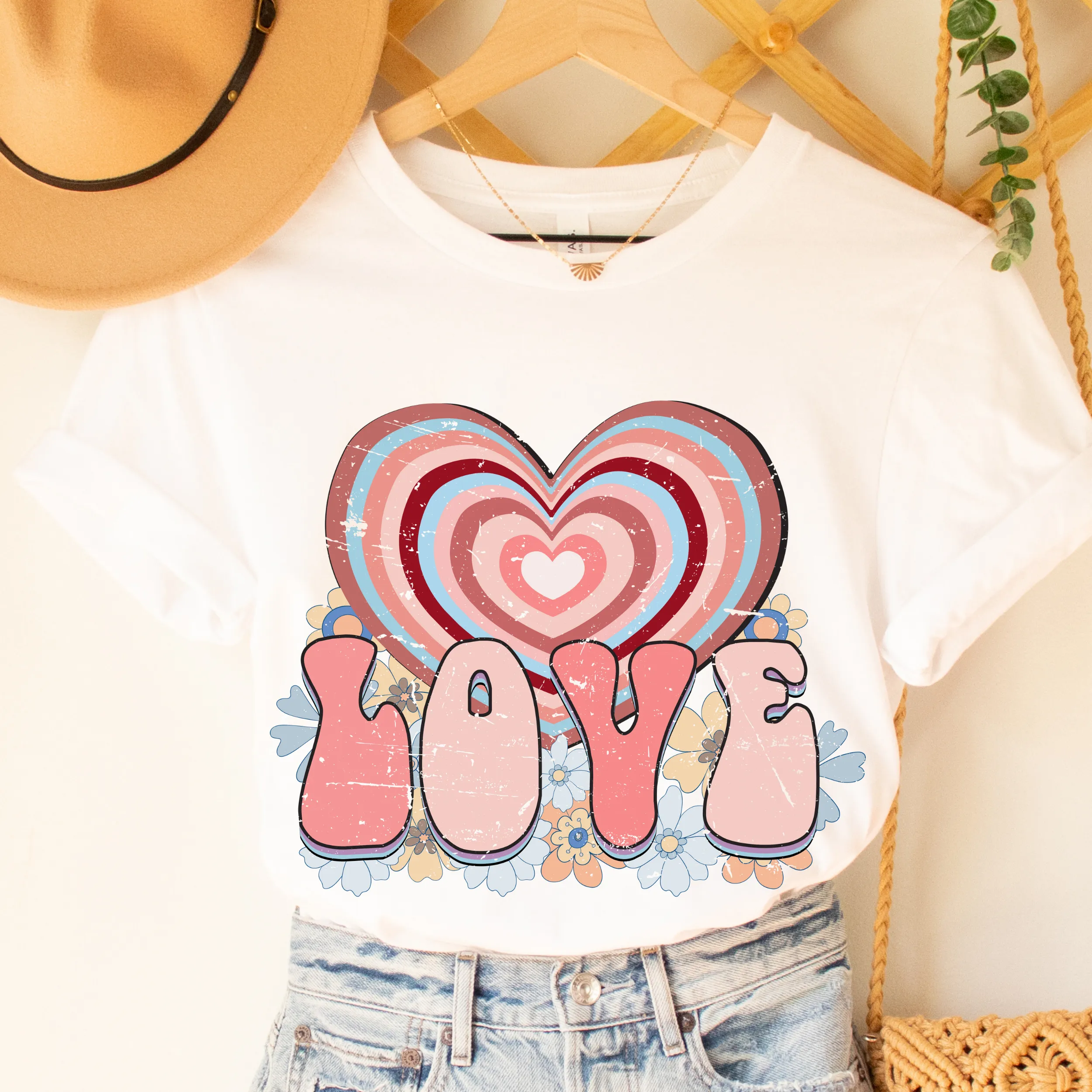 Women's Retro Valentine's Day T-Shirt in White, Pink, or Peach Bella Canvas Unisex Valentine's Gift Cute Vintage Valentine Love T-shirt